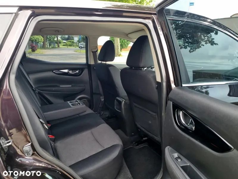 Nissan Qashqai 1.2 DIG-T TEKNA+ - 17