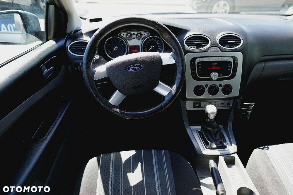 Ford Focus - 11
