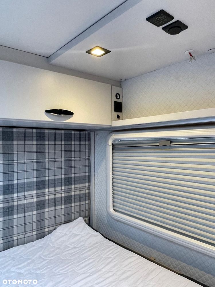 KNAUS Sport Liner 650MG - 15