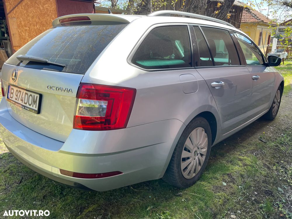 Skoda Octavia 1.6 TDI Ambition - 7