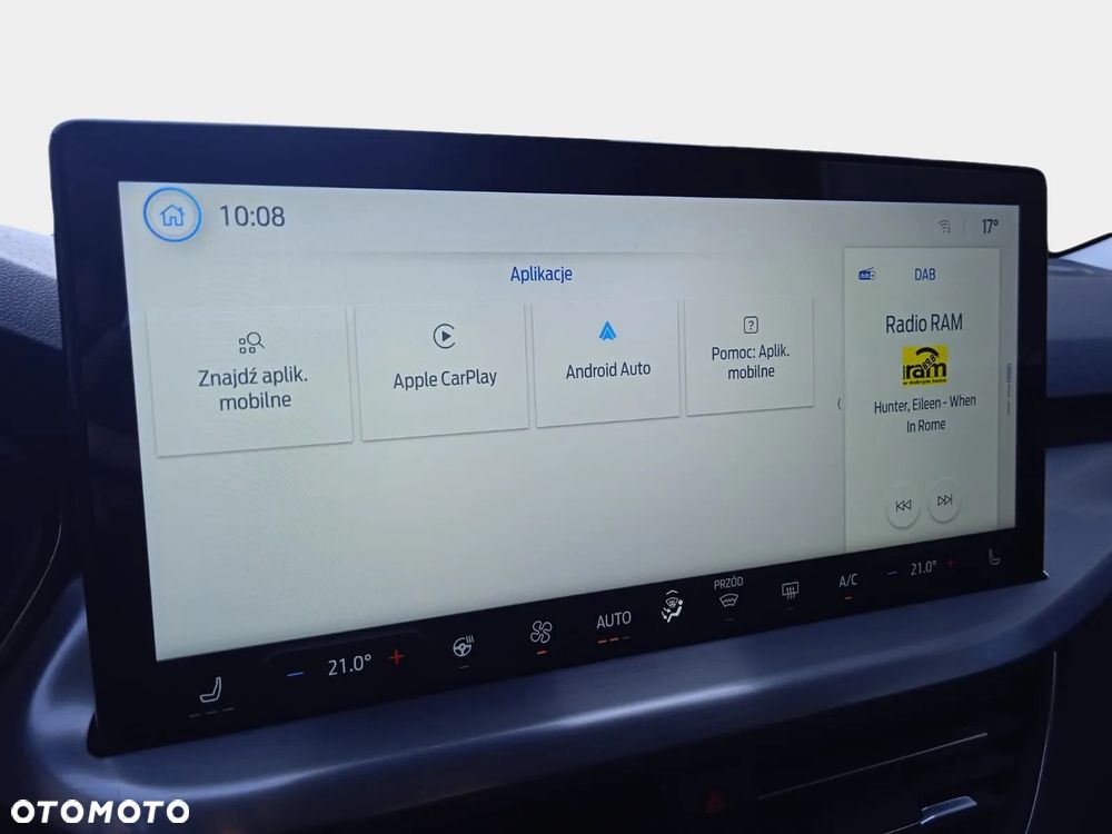 Ford Focus 1.0 EcoBoost Titanium X - 23