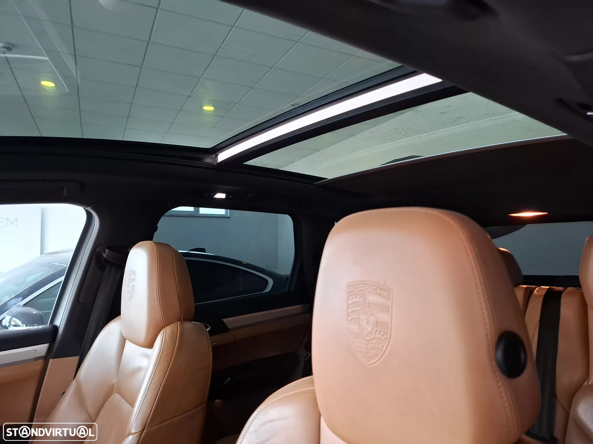Porsche Cayenne II Platinum Edition - 12