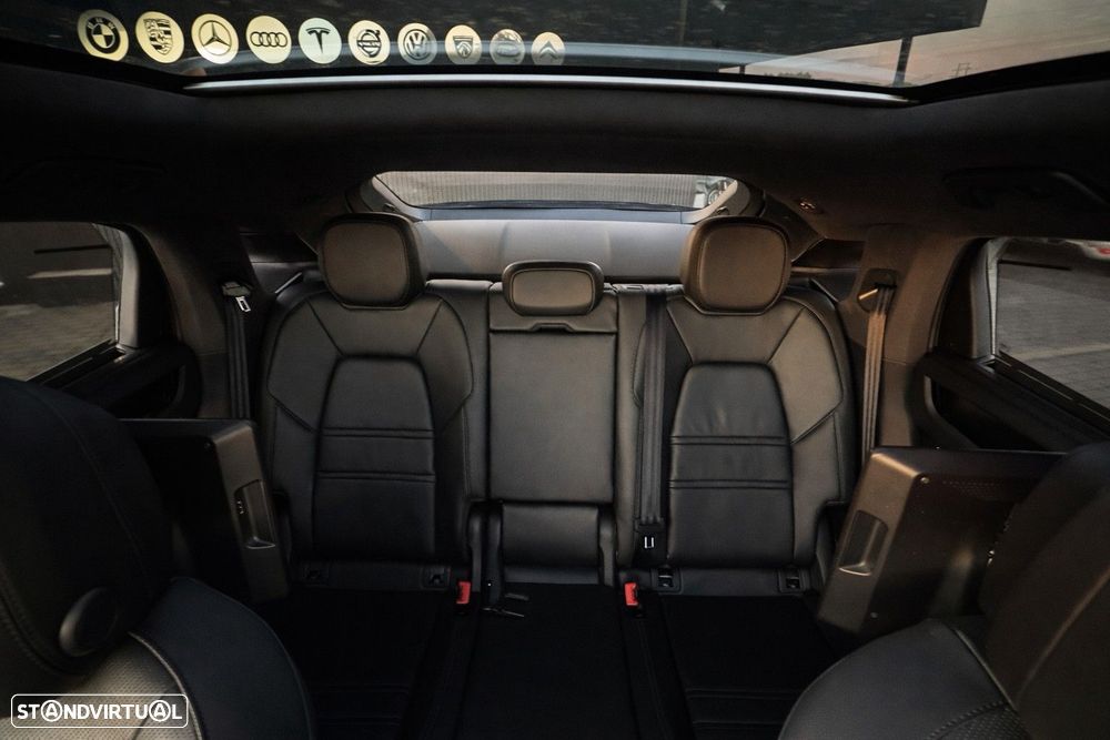 Porsche Cayenne Coupé E-Hybrid - 12