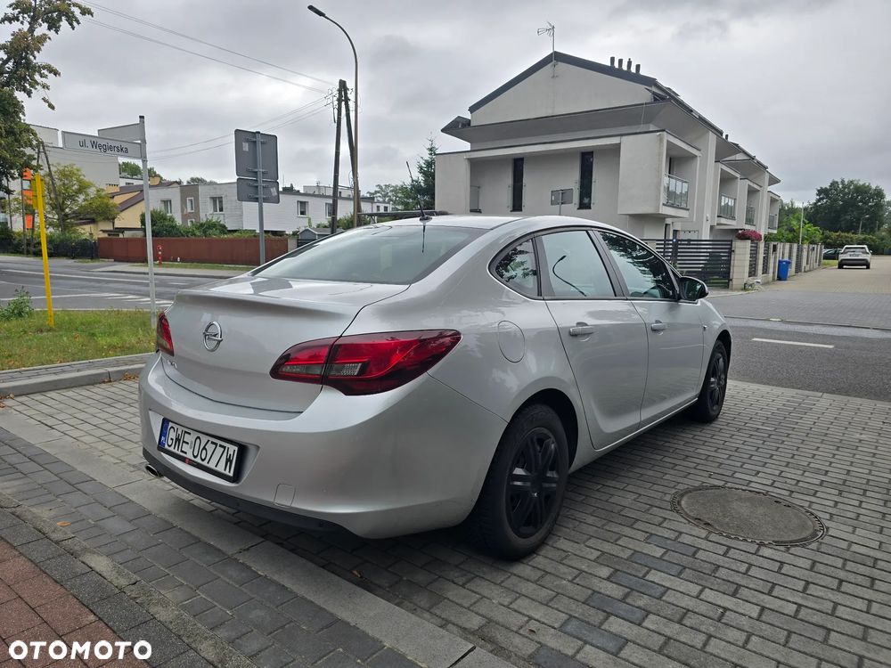 Opel Astra 1.4 T EU6 - 5