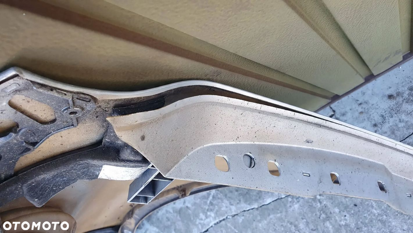 Volkswagen Touareg I 1 Lift 07-10 prawy błotnik przedni przód $ - 5