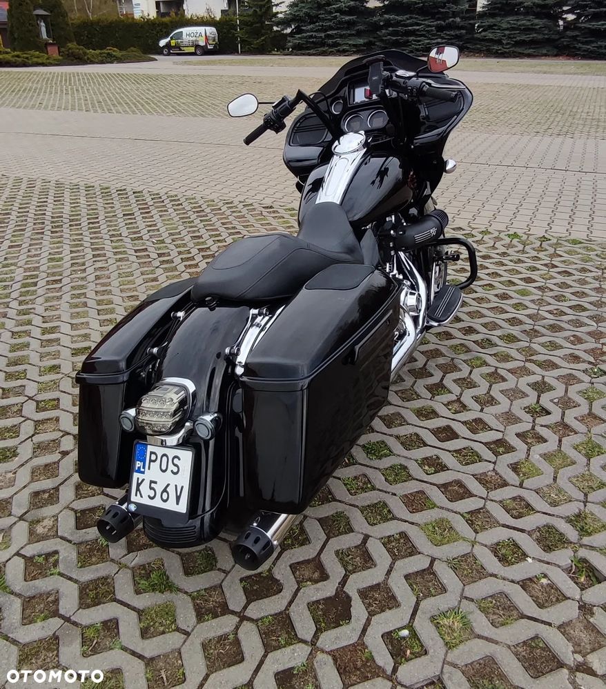 Harley-Davidson Touring Road Glide - 14