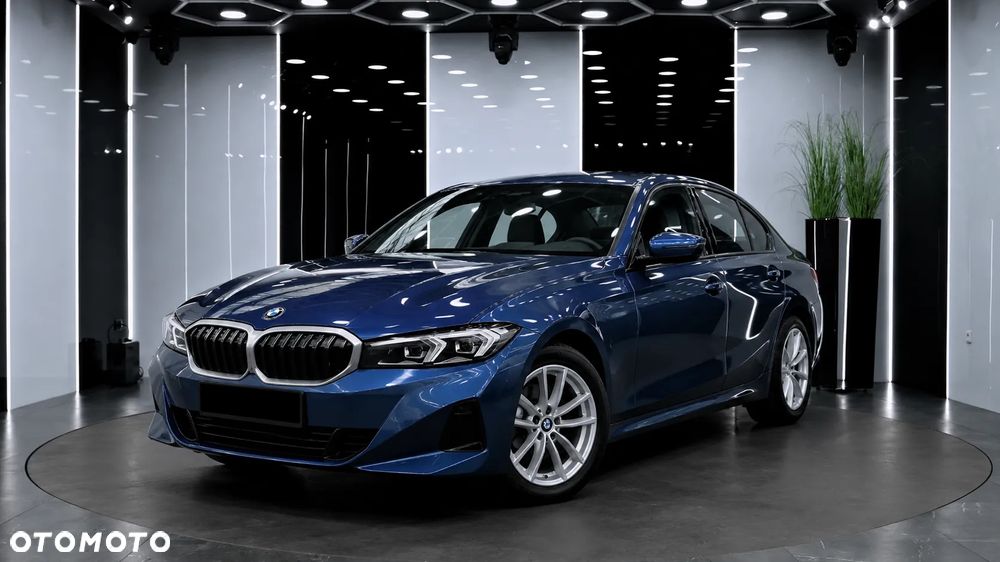 BMW Seria 3 320i Advantage sport - 2