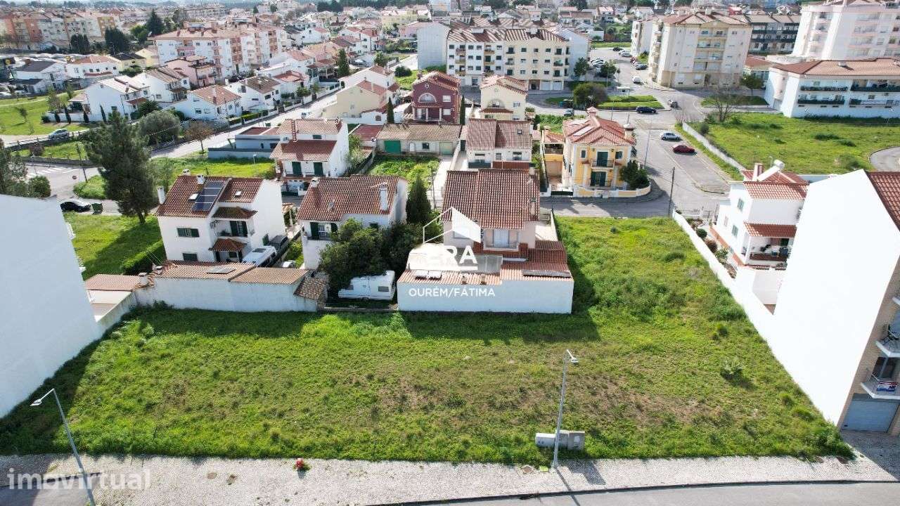 Lote localizado na Cidade do Entroncamento - Grande imagem: 5/20