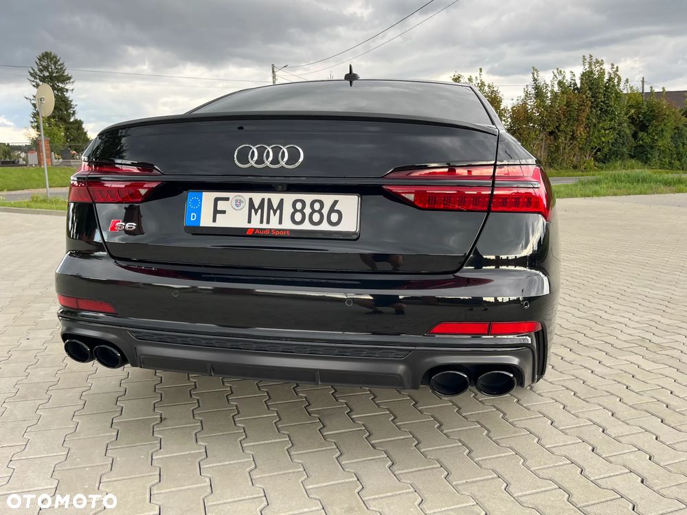 Audi S6 Limousine - 10
