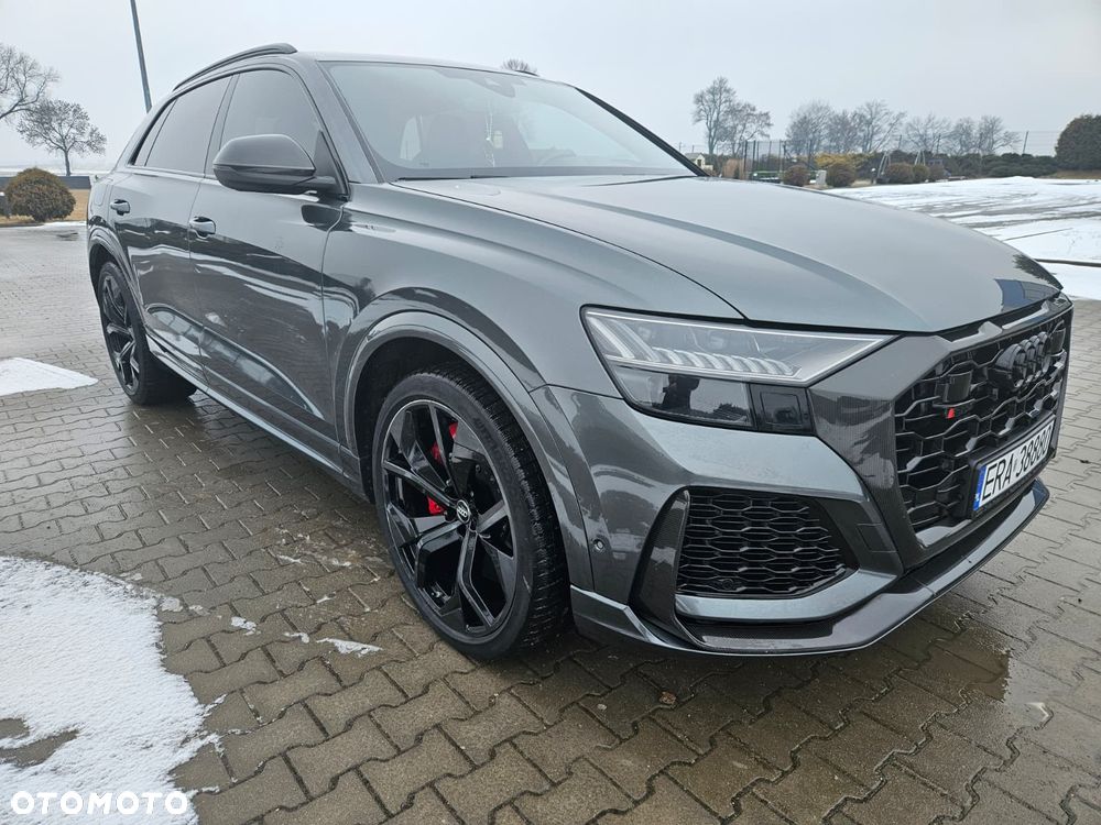 Audi RS Q8 - 2