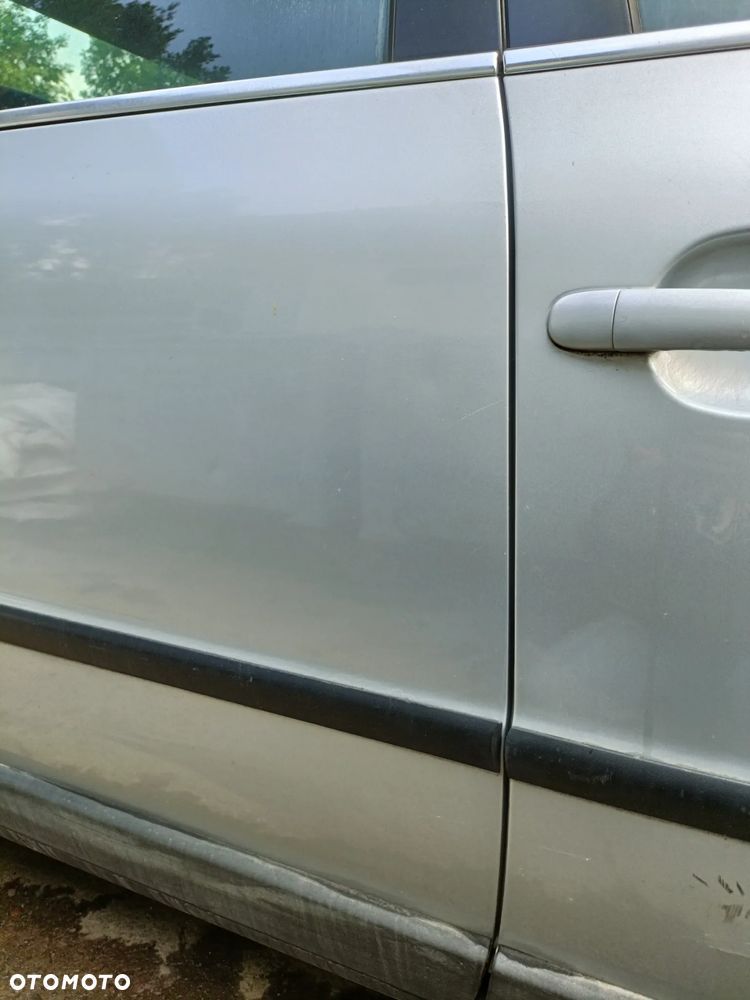 VOLKSWAGEN PASSAT B5 96-05 2004 r. LIFT SEDAN LA7W drzwi prawy tył PT * - 3