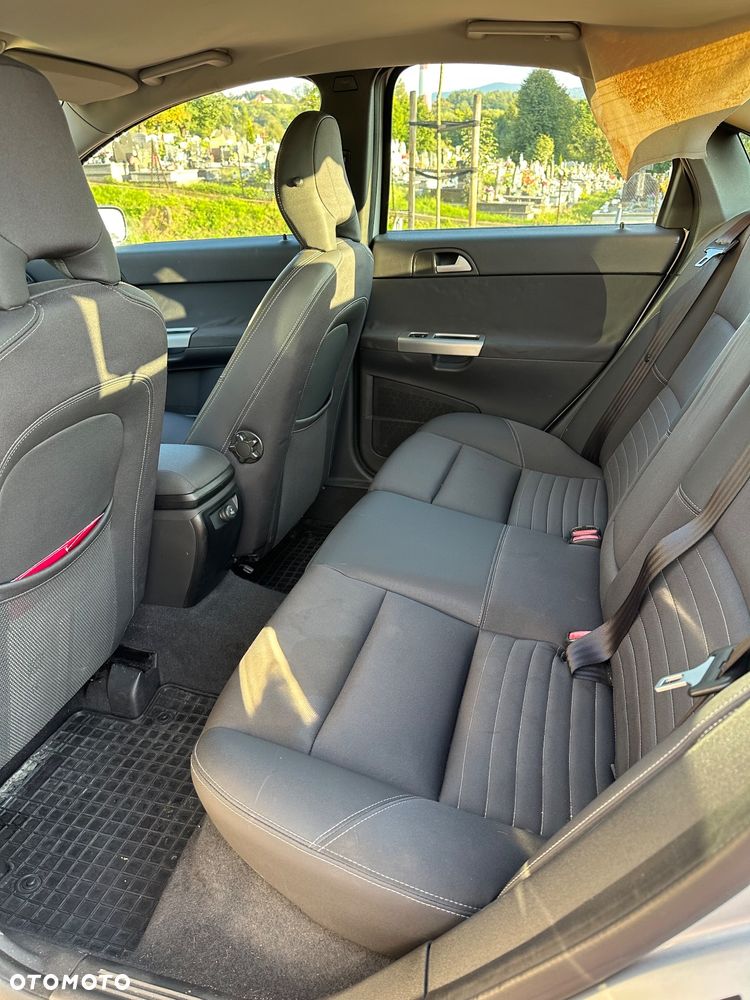Volvo S40 1.8 - 13
