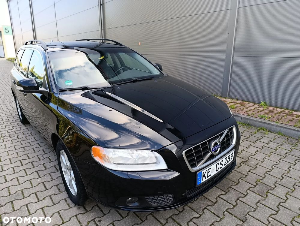 Volvo V70 2.5T Momentum - 4