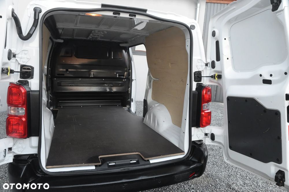 Opel Vivaro - 24