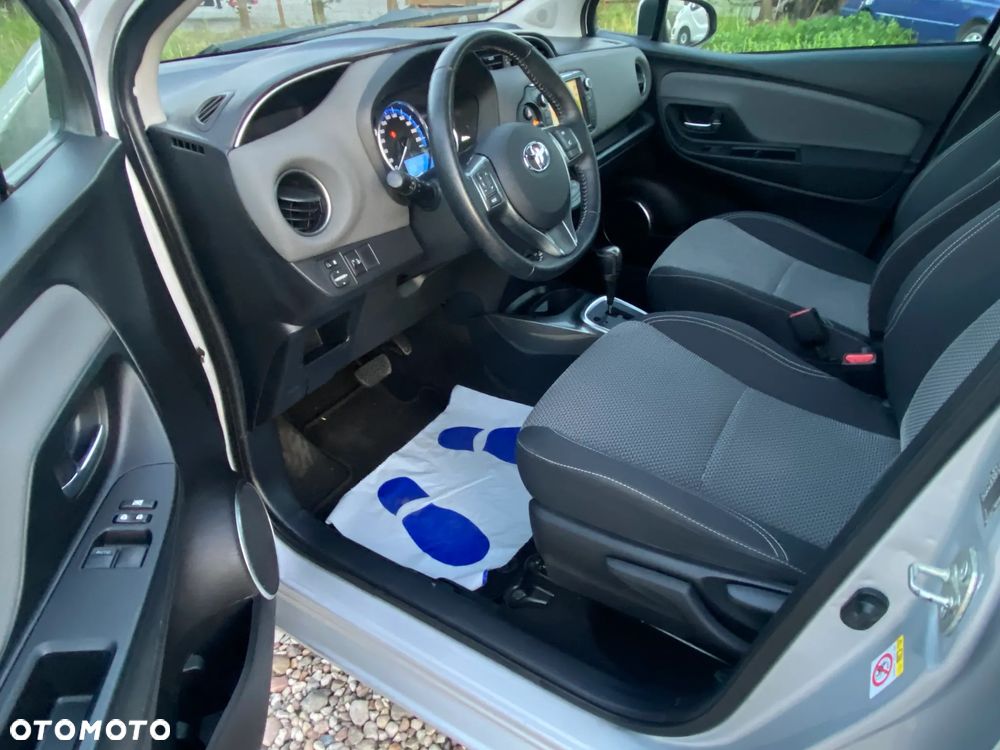 Toyota Yaris - 35