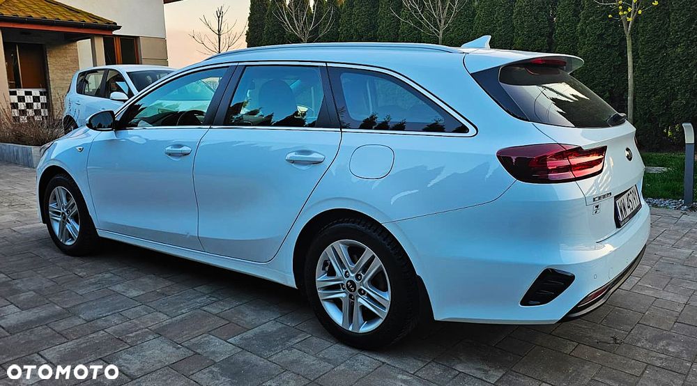 Kia Ceed 1.6 CRDi mHEV L Business Line - 5