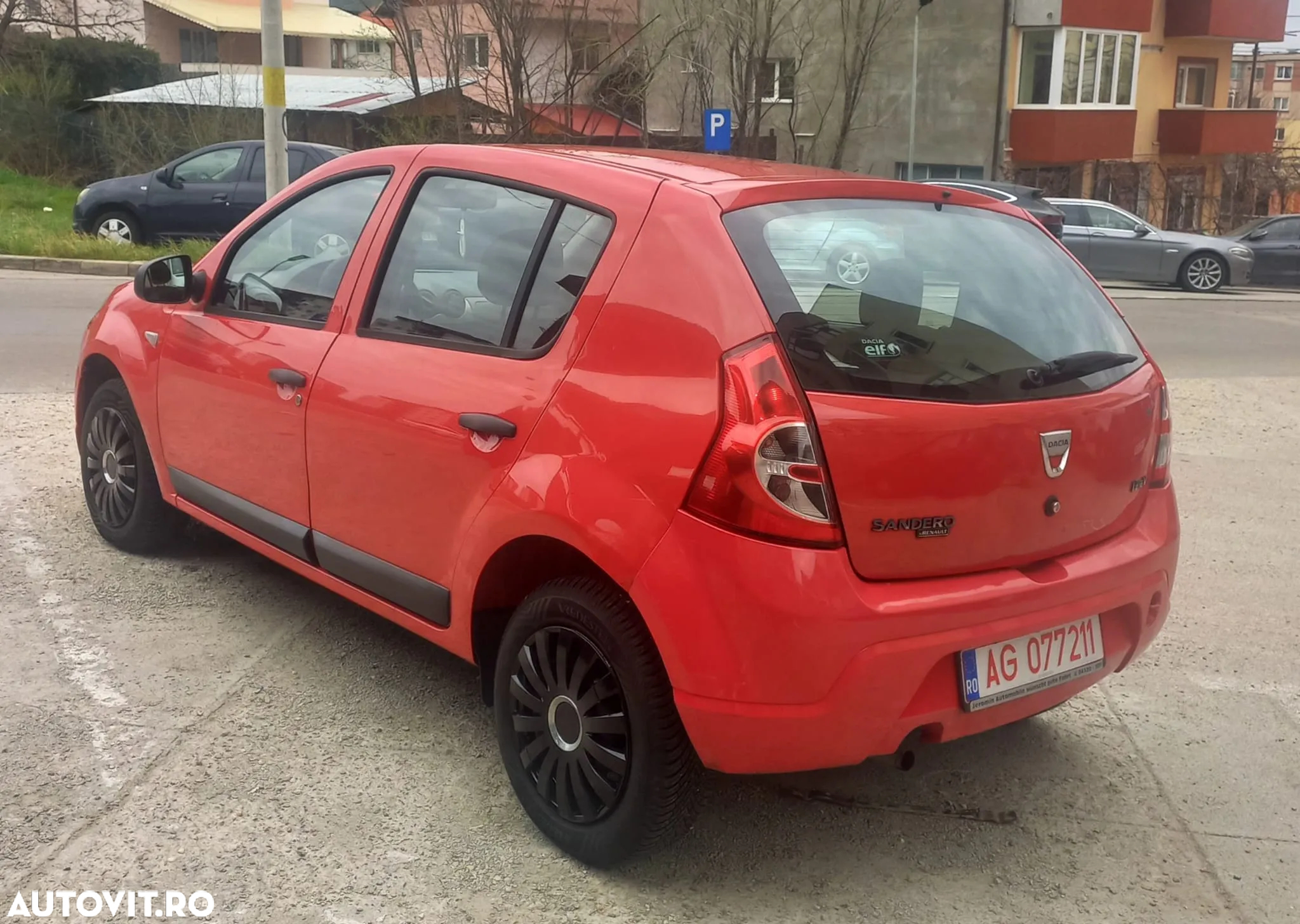 Dacia Sandero 1.2 16V - 8