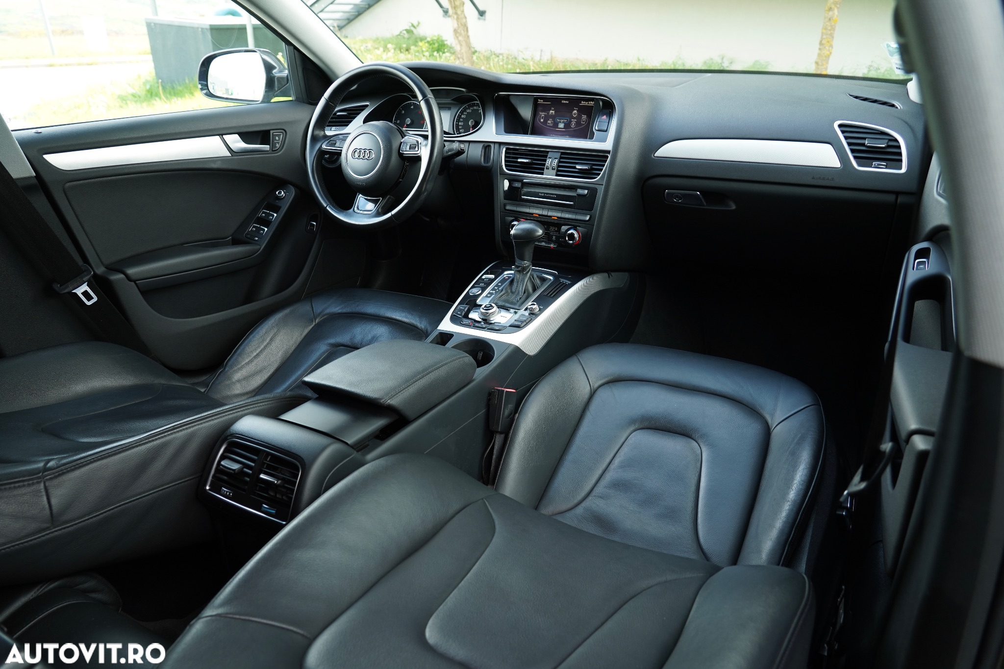 Audi A4 2.0 TDI DPF clean diesel multitronic S line Sportpaket - 12