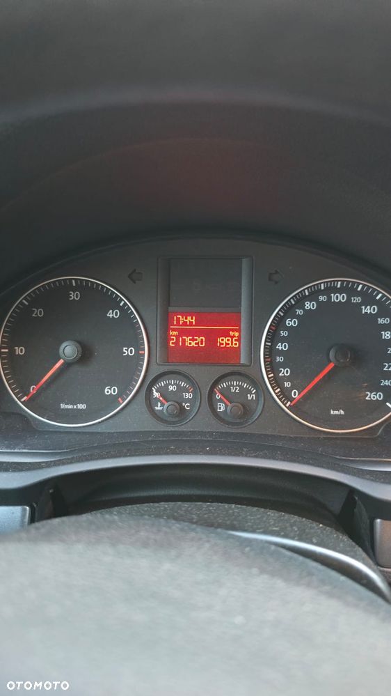 Volkswagen Golf 1.9 TDI DPF Comfortline - 16