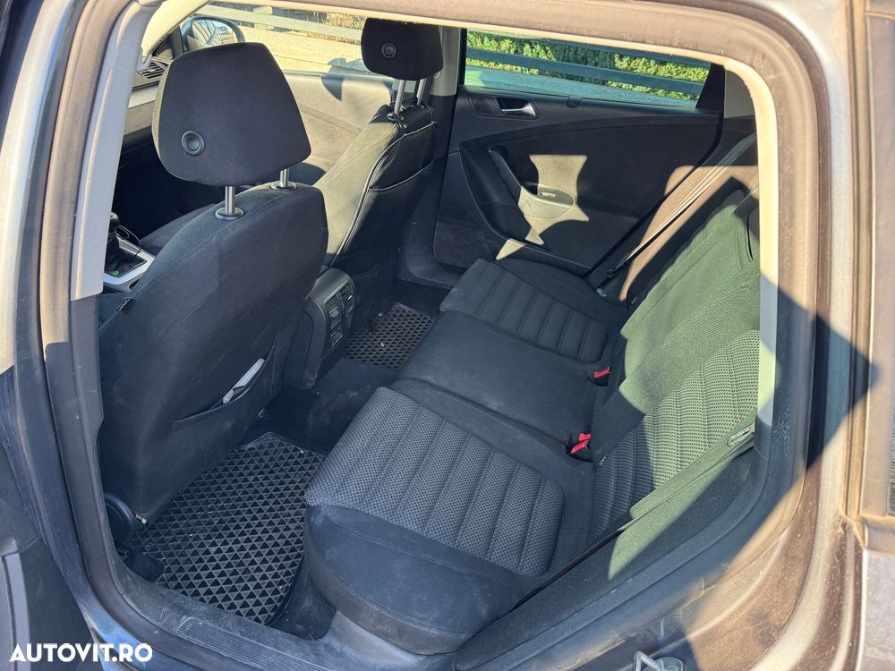 Volkswagen Passat Variant 2.0 TDI Sportline DPF - 8