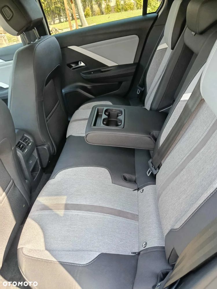 Opel Astra 1.5 D Automatik Edition - 10