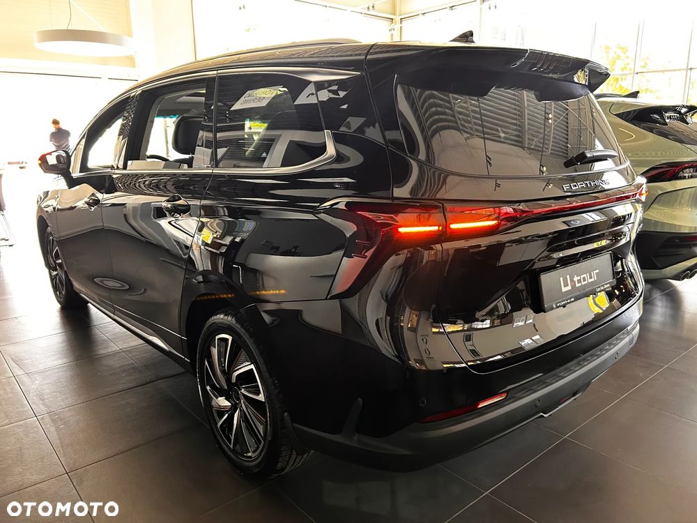 Forthing U Tour 1.5 T-GDI HEV E-CVT - 9
