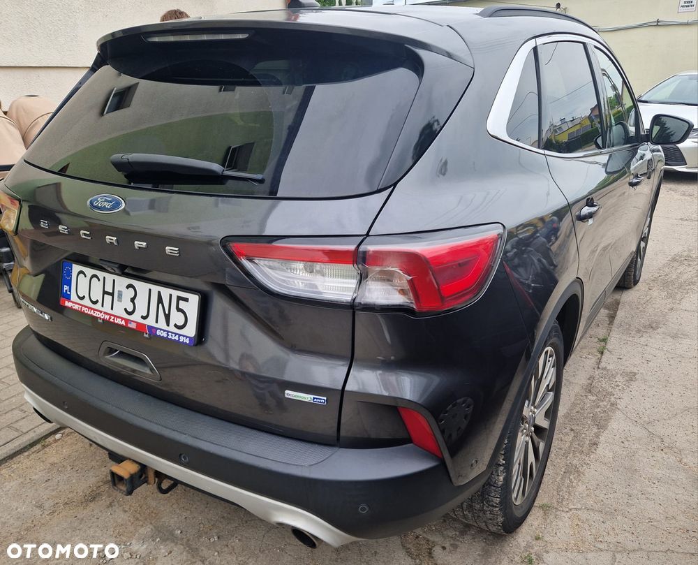 Ford Escape 2.0 EcoBoost AWD Titanium - 11