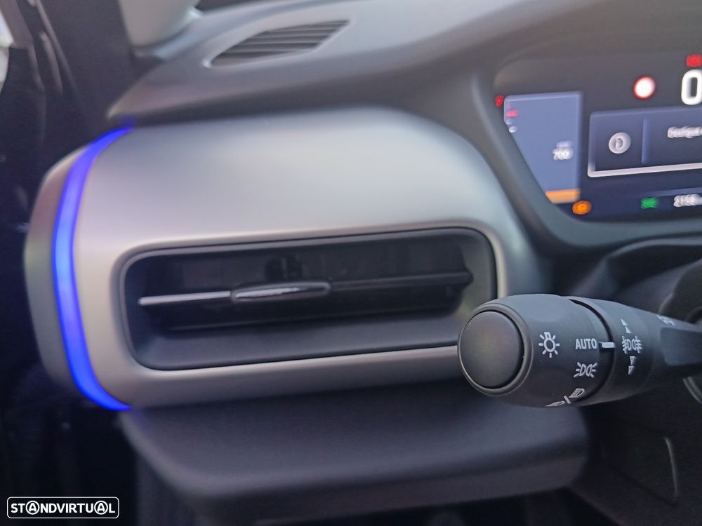 Jeep Avenger 1.2 GSE T3 Summit - 13