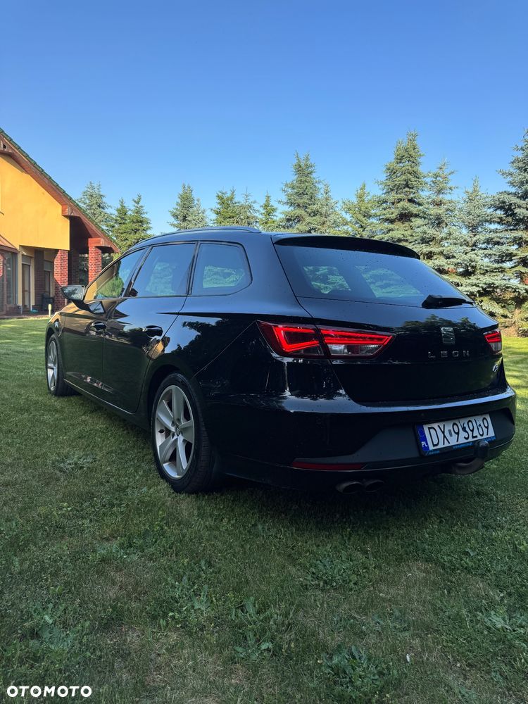 Seat Leon 2.0 TDI DPF Start&Stop DSG FR - 6