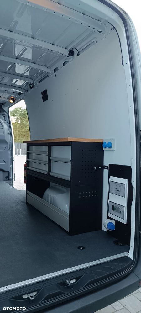 Mercedes-Benz Sprinter 317 - 7