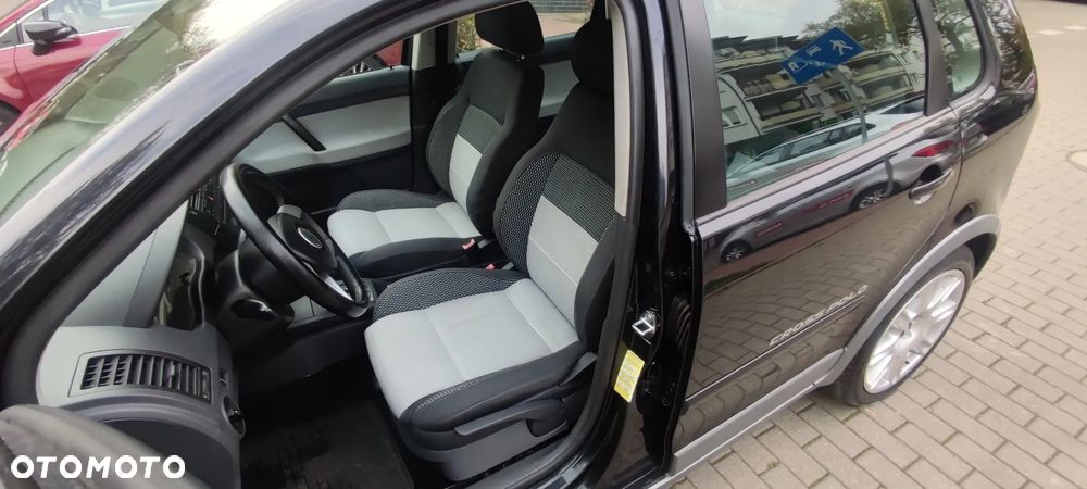 Volkswagen Polo 1.6 Automatik CrossPolo - 17