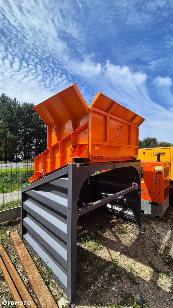 Powerscreen PRZESIEWACZ WIBRACYJNY DWUPOKŁADOWY NOWY - 1