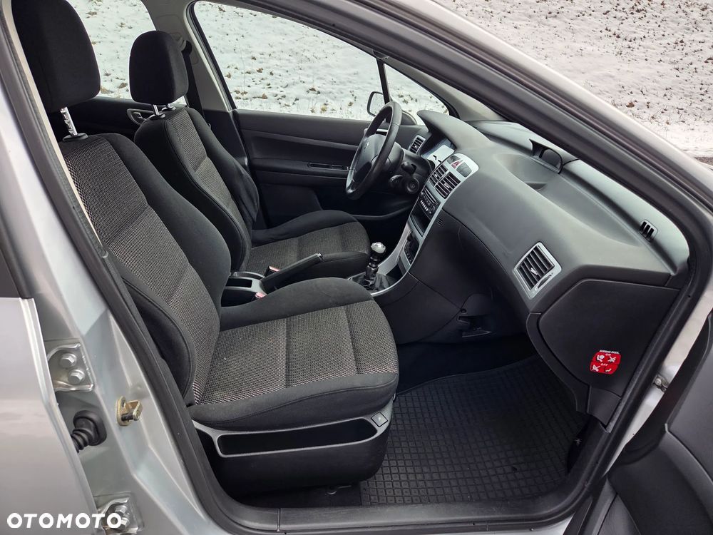 Peugeot 307 HDi 135 Tendance - 14