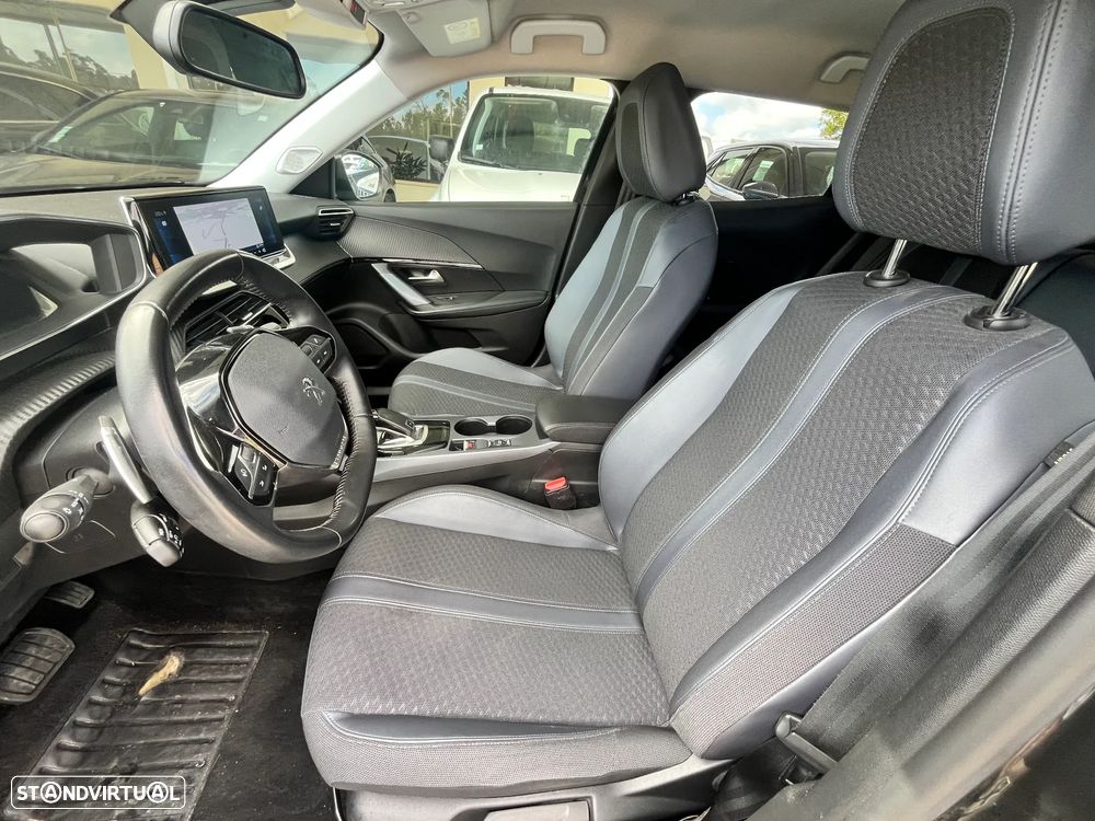 Peugeot 2008 PureTech 130 EAT8 Allure - 9