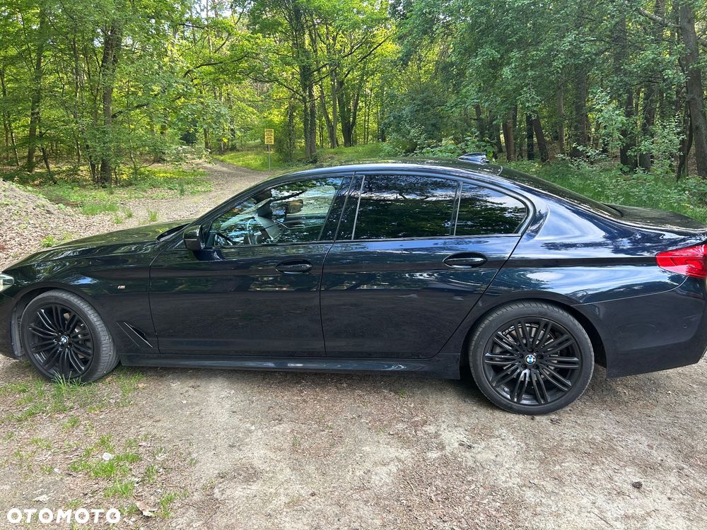 BMW Seria 5 520d MHEV M Sport sport - 2