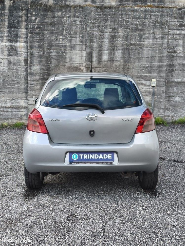 Toyota Yaris 1.0 VVT-i - 21