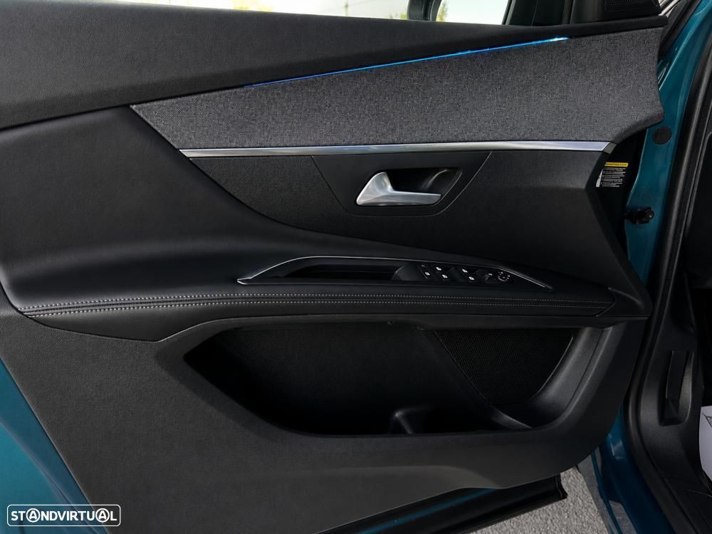 Peugeot 5008 1.5 BlueHDi Allure EAT8 - 21