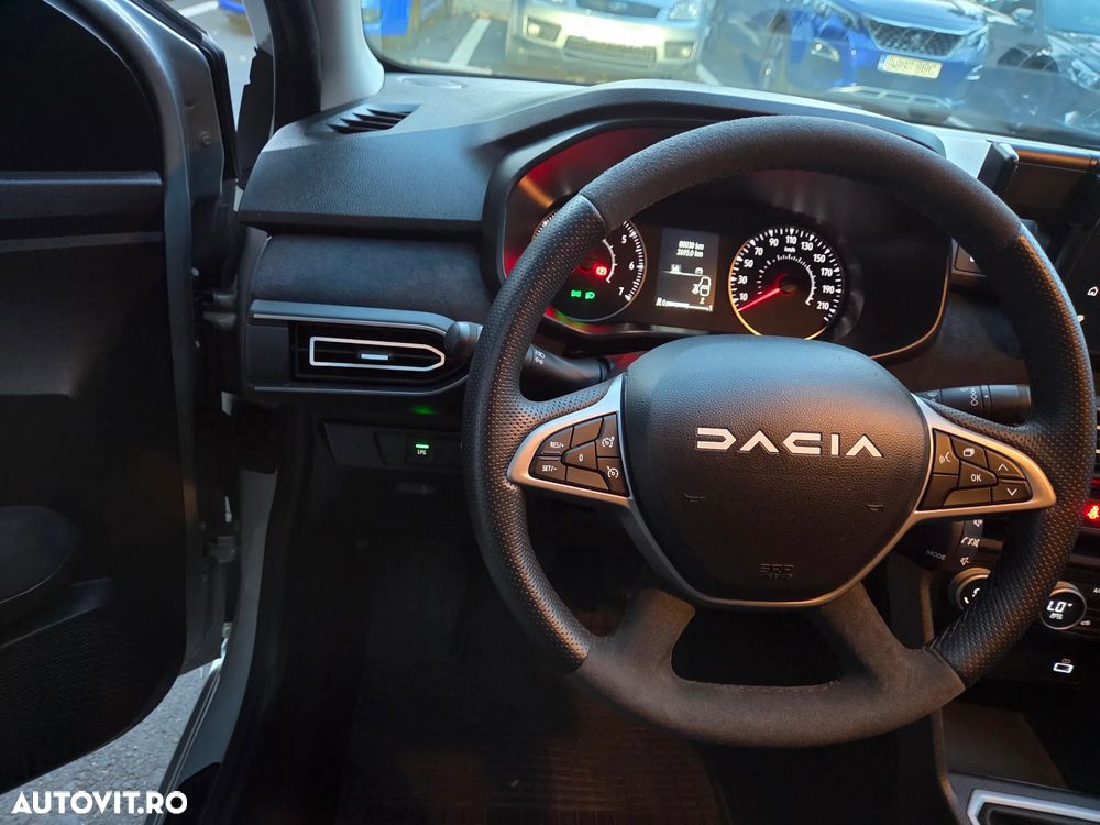 Dacia Logan - 1