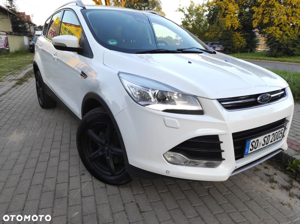 Ford Kuga - 1