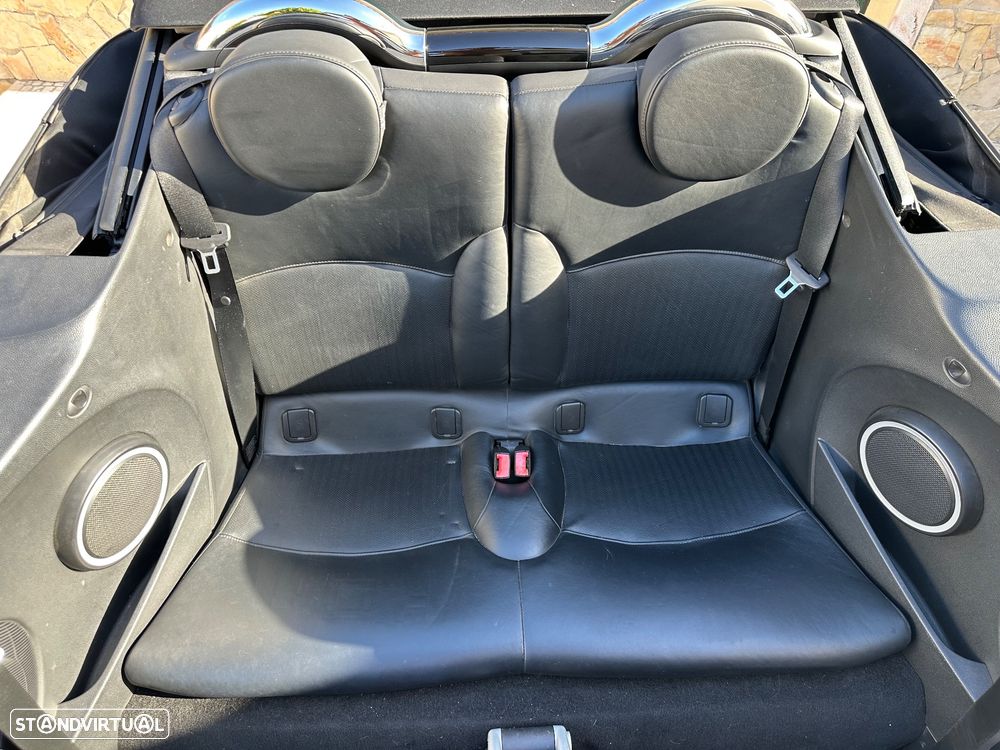 MINI Cabrio Cooper S - 8