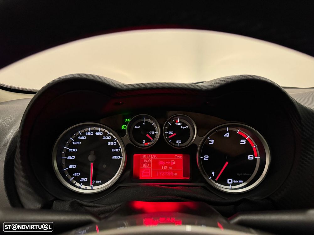 Alfa Romeo MiTo 1.6 JTDM Distinctive - 32