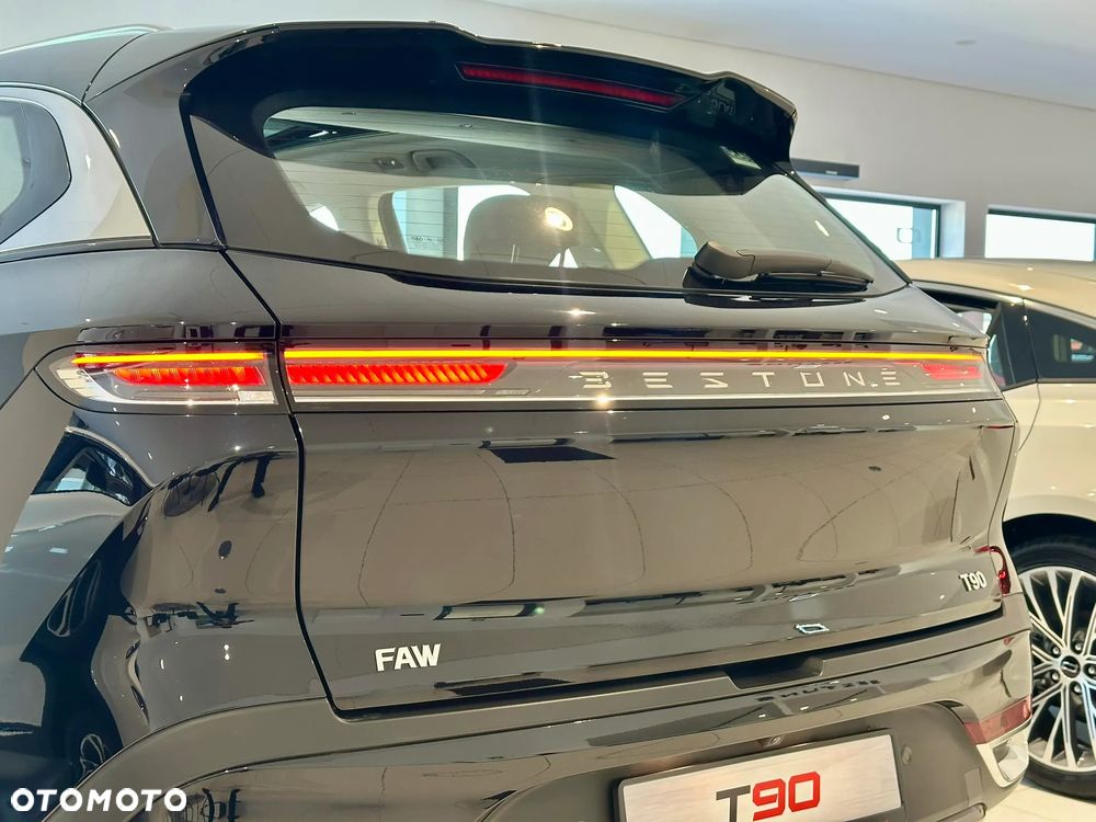 Bestune T90 2.0T Elegance - 10