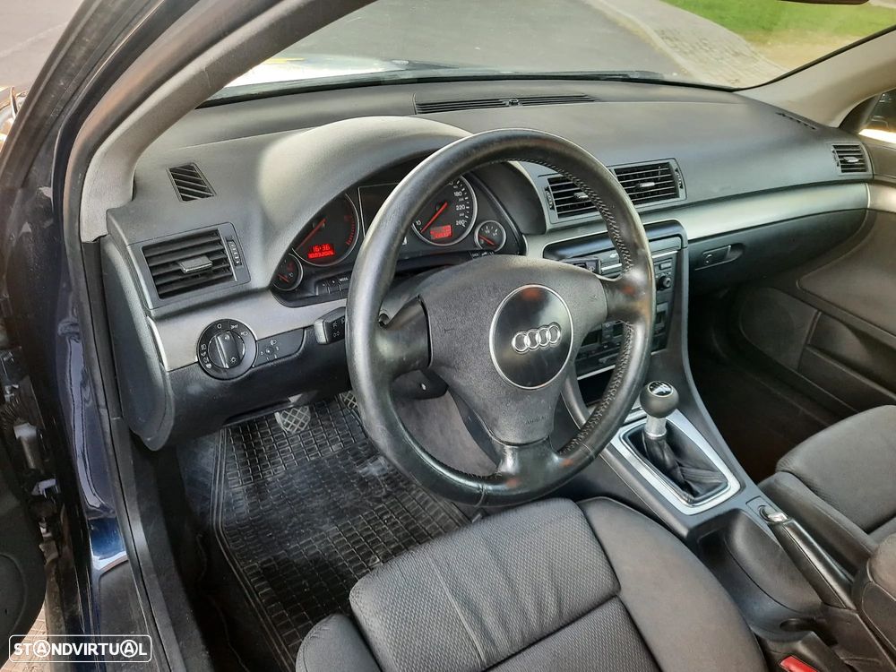 Audi A4 1.9 TDI m6 Sport - 10
