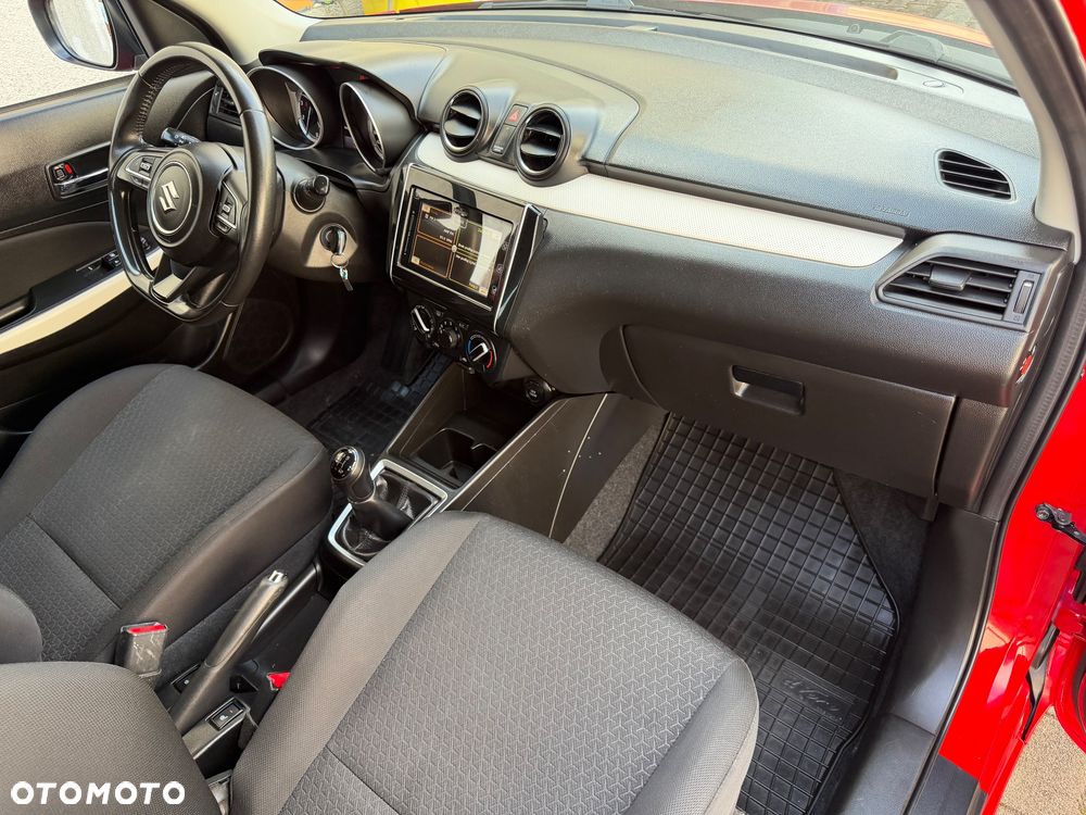 Suzuki Swift 1.2 Dualjet Allgrip Comfort - 22