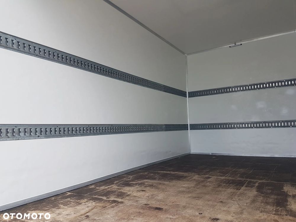 Mercedes-Benz SPRINTER 8EP KONTENER 4,21x2,15x2,30 KLIMA 314CDI MANUAL 6 BIEGÓW KRAJOWY - 26