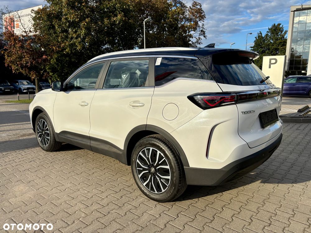 Chery Tiggo 7 1.5 T-GDI Super Hybrid Select DHT - 6