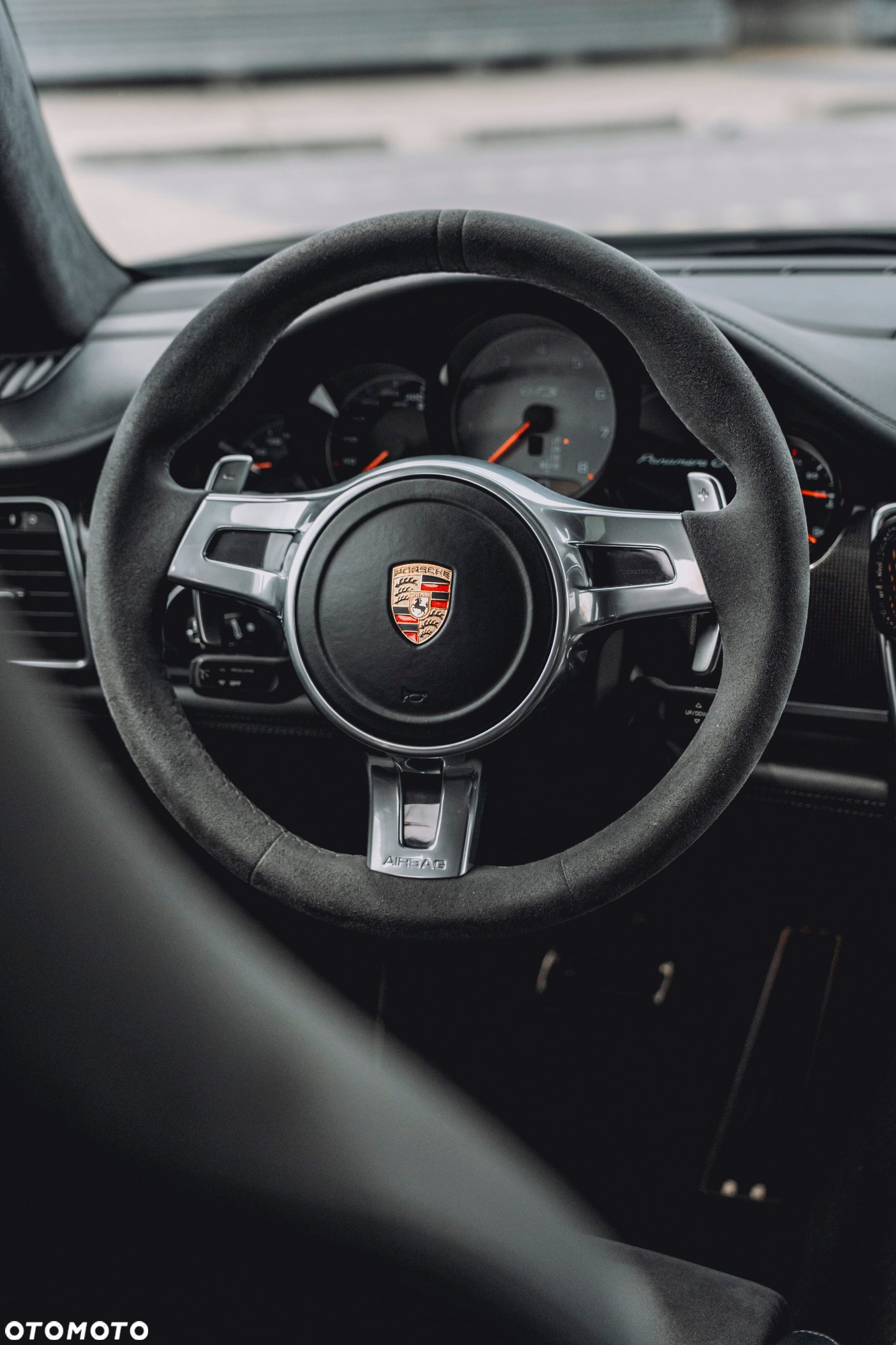 Porsche Panamera GTS - 32