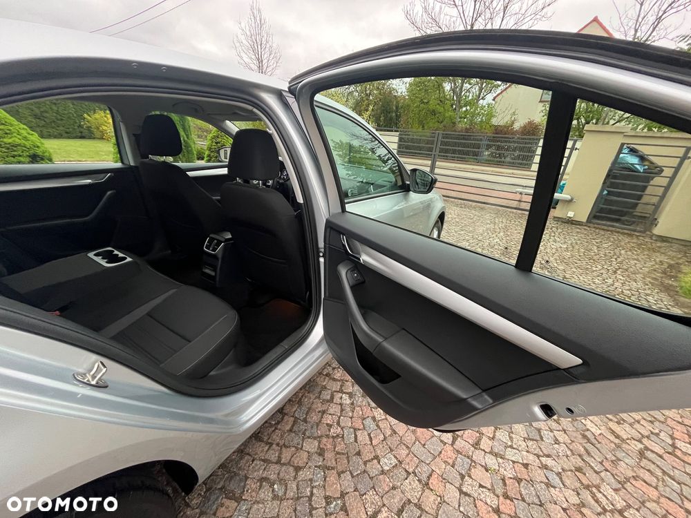 Skoda Octavia 1.5 TSI ACT Ambition - 38
