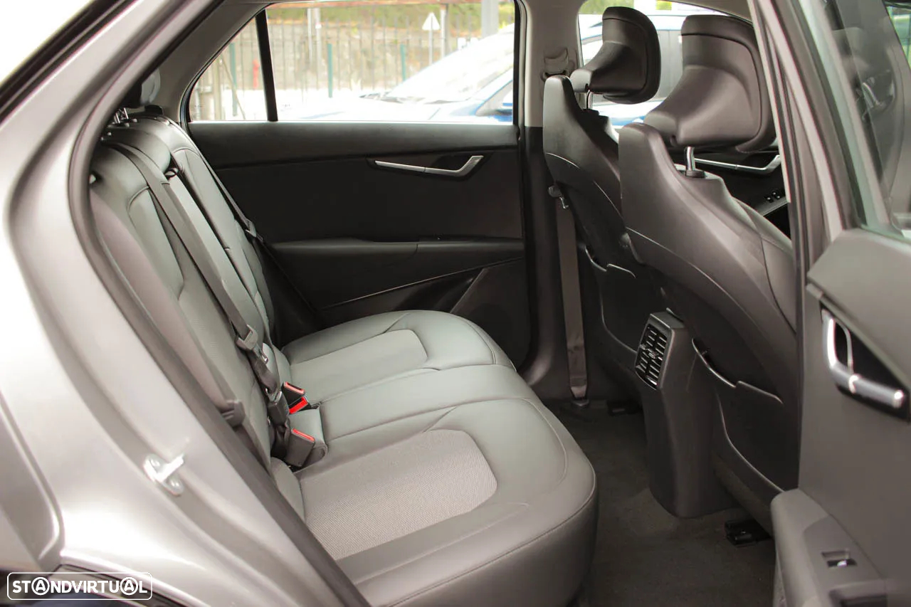 Kia Niro EV 64kWh Tech - 7