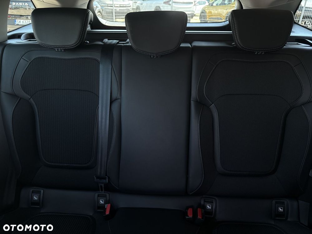 Renault Megane 1.3 TCe FAP Techno EDC - 19